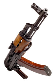 http://www.progettogea.com/gea/ambiente/images/pressione-ambiente/6guerre/small/kalashnikov.jpg