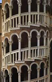 Venezia: scala a spirale XV sec. 